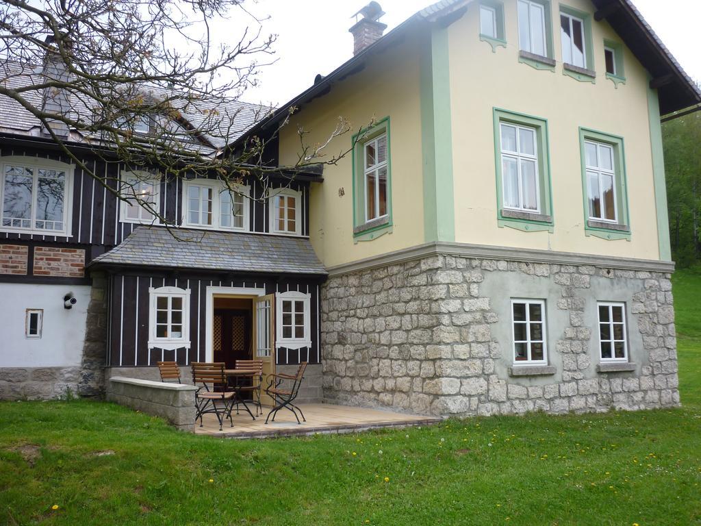 Chata Hugo - 3 Retreat Apartments Tanvald Εξωτερικό φωτογραφία